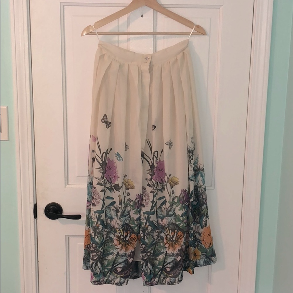 Floral print chiffon skirt